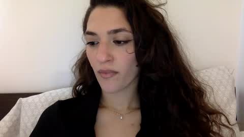 Snapshot of emmababy2322 chatting on 01-24-25, 06:04 Emma online show from 01-24-25, 06:04