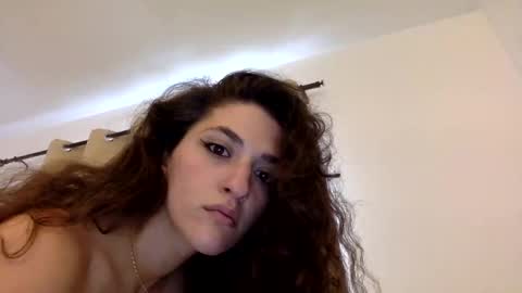 Snapshot of emmababy2322 chatting on 01-27-25, 07:46 Emma online show from 01-27-25, 07:46