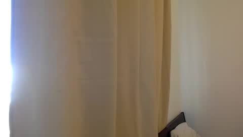 Snapshot of emmababy2322 chatting on 02-05-25, 08:25 Emma online show from 02-05-25, 08:25