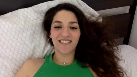 Snapshot of emmababy2322 chatting on 03-11-25, 07:47 Emma online show from 03-11-25, 07:47