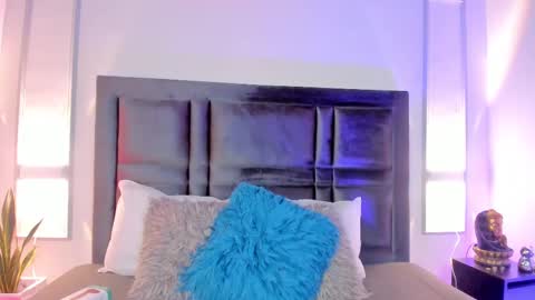 Snapshot of emmabecket2 chatting on 03-11-25, 03:37 emma becket online show from 03-11-25, 03:37