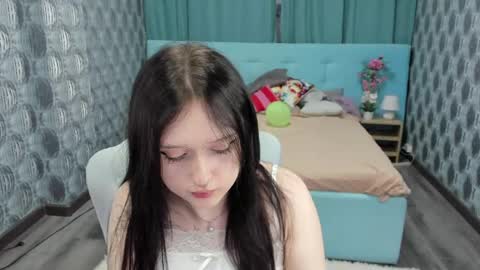 emmablissa online show from 05-29-26, 02:42