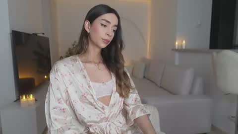 Snapshot of emmacorrea chatting on 03-02-26, 01:41 Emma voger online show from 03-02-26, 01:41