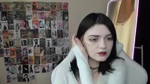 Snapshot of emmadarkk chatting on 11-15-25, 07:38 Emma online show from 11-15-25, 07:38