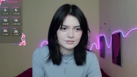 Snapshot of emmadarkk chatting on 11-19-25, 08:25 Emma online show from 11-19-25, 08:25