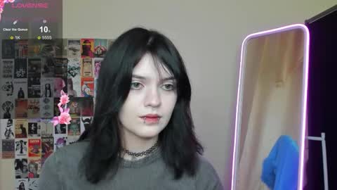 Snapshot of emmadarkk chatting on 11-26-25, 09:21 Emma online show from 11-26-25, 09:21