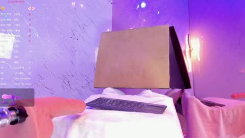 Emma Duque online show from 12-06-24, 06:39