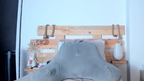 Snapshot of emmaellis chatting on 09-22-25, 04:47 valentina online show from 09-22-25, 04:47