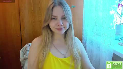Snapshot of emmafrizea chatting on 02-17-26, 12:01 Hello Im newMake me cumPVT 12tk for min ALL INCLUSIVE online show from 02-17-26, 12:01