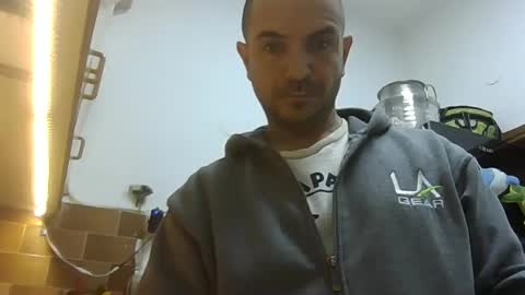 Ariel online show from 12-22-24, 05:12