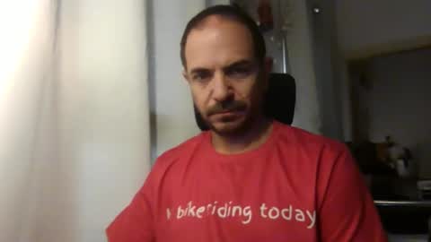 Snapshot of emmagold123 chatting on 05-21-26, 04:30 Ariel online show from 05-21-26, 04:30