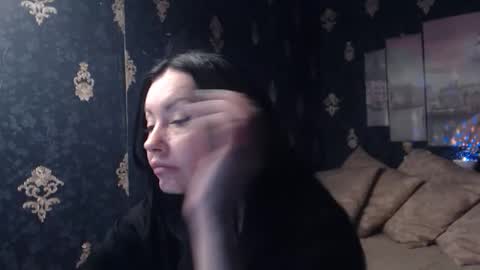 EmmaGoldX online show from 01-10-26, 03:25