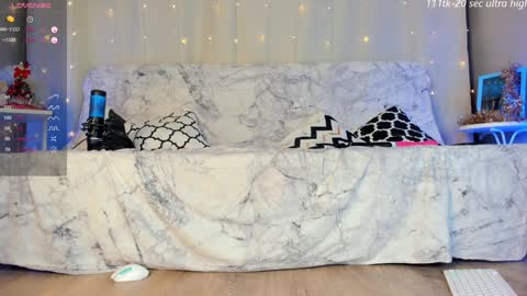 emmahotvibe online show from 12-25-24, 02:46