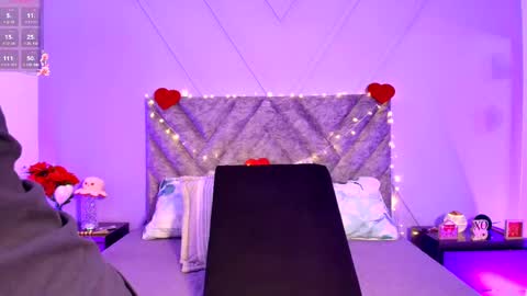 Snapshot of emmajohnss chatting on 02-16-25, 03:47 Emma online show from 02-16-25, 03:47