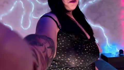  Emma  online show from 12-17-25, 05:13