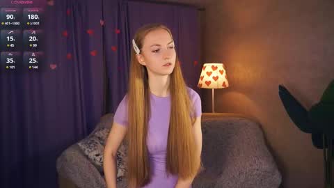 Snapshot of emmalaflame chatting on 02-16-25, 08:22 Emma day Wendy night online show from 02-16-25, 08:22