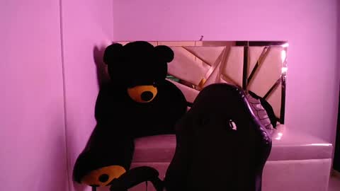 Emma online show from 02-08-25, 10:39