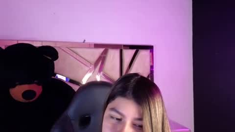 Emma online show from 02-20-25, 04:46