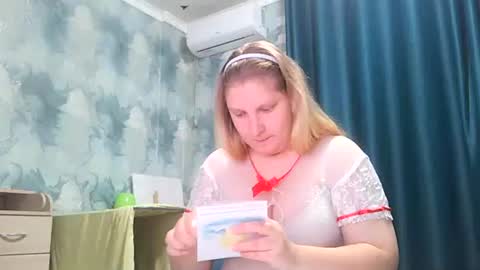 emmamelody online show from 09-16-25, 01:39