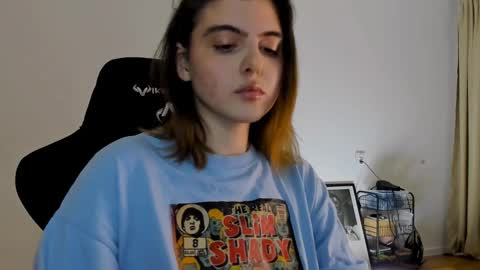 Emma online show from 12-08-24, 06:28