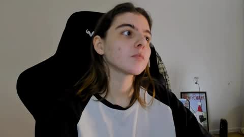 Emma online show from 01-30-25, 07:26