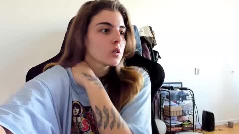 Emma online show from 09-27-25, 10:42