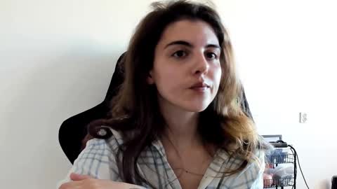 Snapshot of emmamon chatting on 03-13-26, 12:34 Emma online show from 03-13-26, 12:34