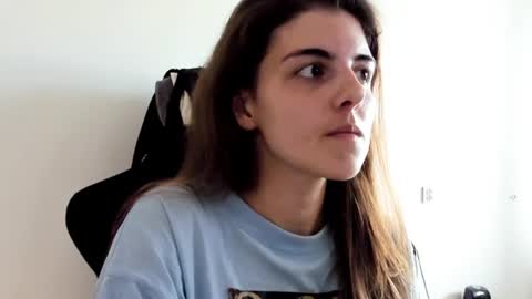 Emma online show from 06-15-26, 09:44