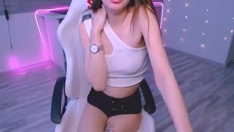 Emma online show from 02-17-26, 06:10