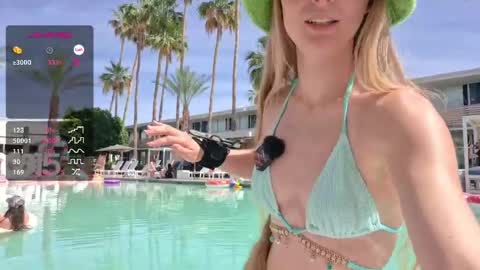 Snapshot of emmasky69 chatting on 04-22-26, 04:52 Emma Sky online show from 04-22-26, 04:52