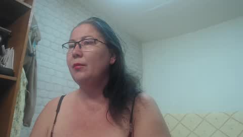emmasquirt69 online show from 03-12-25, 07:46
