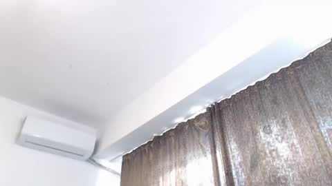 Emma online show from 02-11-25, 09:42