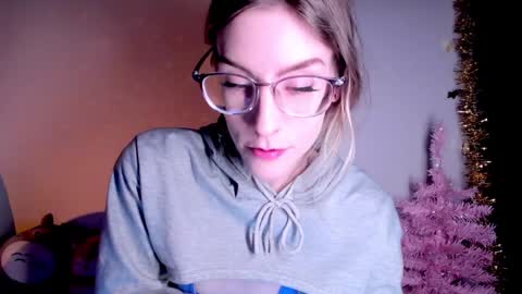 RH-NEGATIVE GREEN-EYED BAELIEN online show from 01-15-25, 06:51