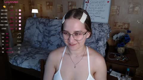 Mia online show from 12-01-24, 04:29