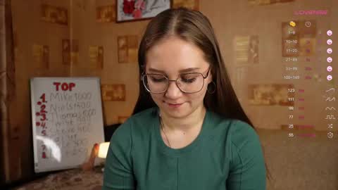 Mia online show from 03-01-25, 01:51