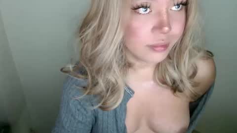 YourDreamGirl Emma  online show from 09-20-25, 11:06