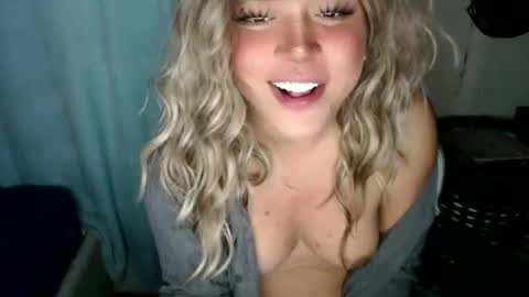 YourDreamGirl Emma  online show from 12-01-25, 02:27