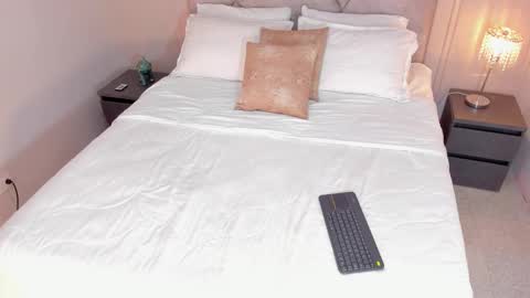 EMMAWILIAMS online show from 11-14-25, 07:34