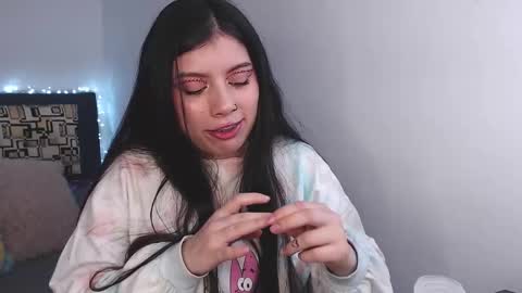 Snapshot of emmi_0 chatting on 10-24-25, 03:03 Emily Independent model online show from 10-24-25, 03:03