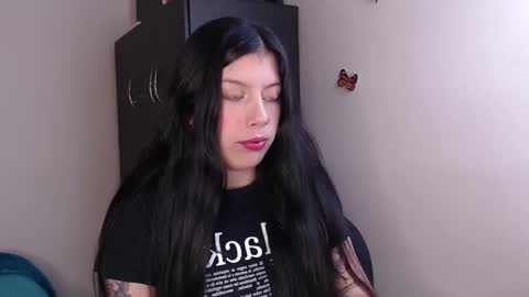 Snapshot of emmi_0 chatting on 11-14-25, 12:42 Emily Independent model online show from 11-14-25, 12:42