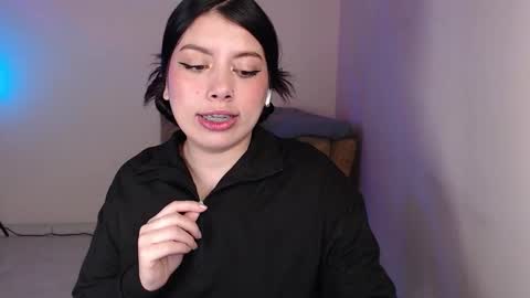 Snapshot of emmi_0 chatting on 02-06-26, 07:23 Emily Independent model online show from 02-06-26, 07:23