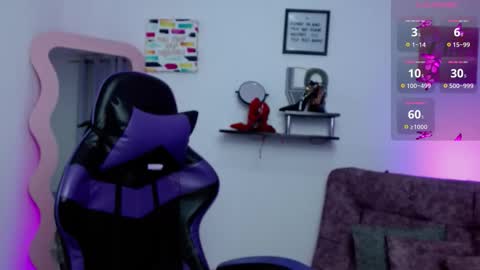 Emmi Cam online show from 03-26-26, 01:06