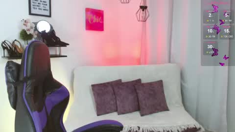 Emmi Cam online show from 06-12-26, 01:10