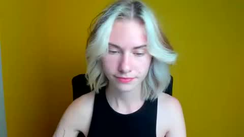 Emmi online show from 10-06-25, 05:32