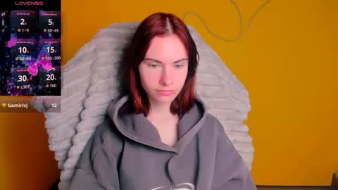 Emmi online show from 04-18-26, 05:33