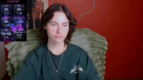 Snapshot of emmi_rossum chatting on 05-18-26, 11:38 Emmi online show from 05-18-26, 11:38