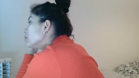 emmie online show from 01-08-25, 01:41