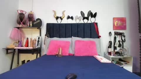          online show from 06-04-26, 12:55