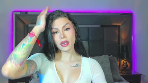 Emmily Santibaez online show from 12-09-24, 01:45