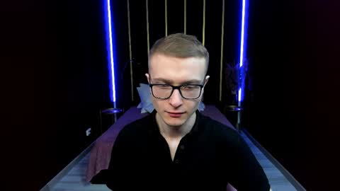Snapshot of emmit_barker chatting on 05-02-26, 07:57 Emmit online show from 05-02-26, 07:57